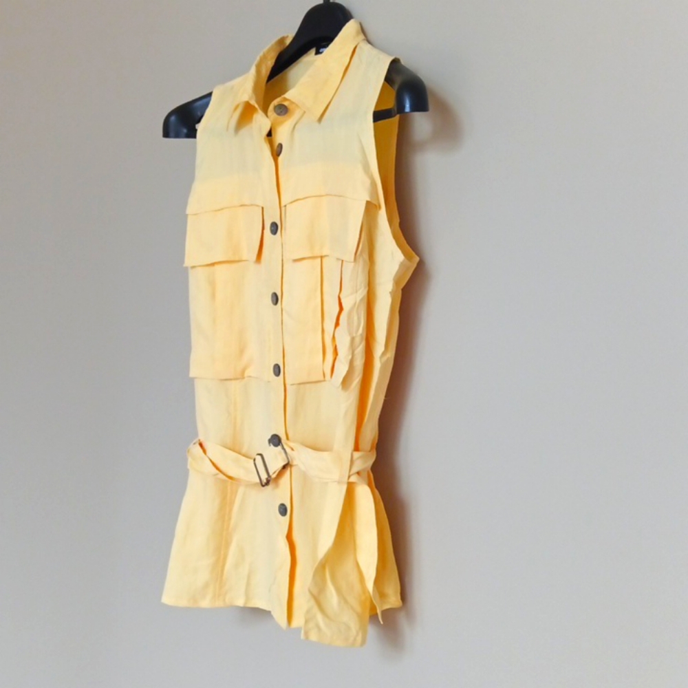 Ptp19" Yellow Silk Sleeveless Button-Up Blouse with Belt And Pockets